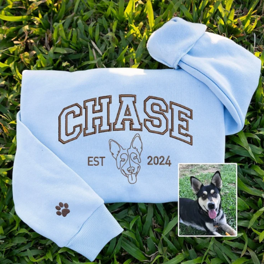 Pulover z obrisom ljubljenčka in imena